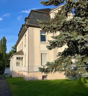 Rudolstadt Apartment | Ferienwohnung am Saaleknie