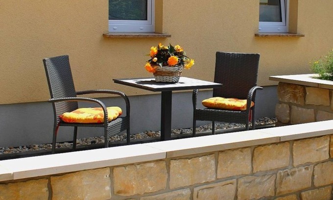 Lohmen Apartment | Ferienwohnung Haufe - Ferienwohnung, Wohn-/schlafraum