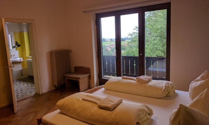 Bad Kohlgrub Apartment | Ferienwohnung - Landhaus Schönblick