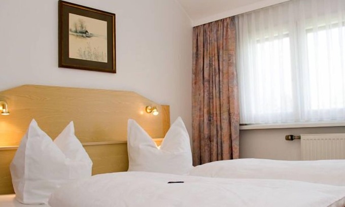Hoechenschwand Apartment | Ferienwohnung Margeritte, 34qm mit 1 Schlafzimmer für max. 3 Personen