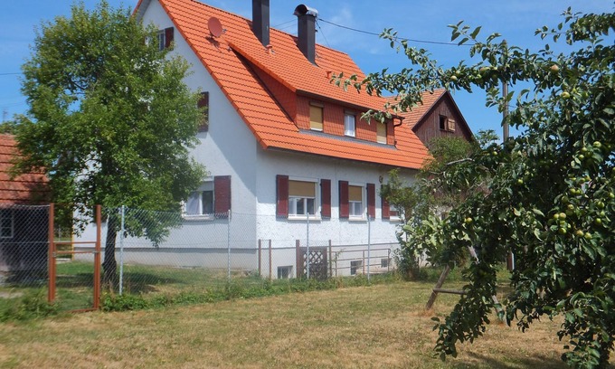 Wildberg Apartment | Ferienwohnung mit 65qm, 2 Schlafzimmer, 1 Wohn-/Schlafraum, für 4 Personen