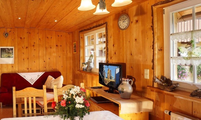 Oberharmersbach Apartment | Ferienwohnung Obstgarten, 65qm, 2 Schlafzimmer, max. 4 Personen