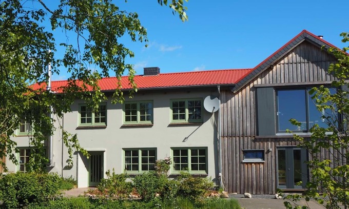 Brodersby Apartment | Ferienwohnung "schwanenhof"