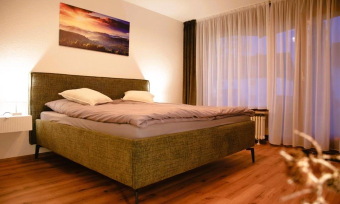 Titisee-Neustadt Apartment | Ferienwohnung Seerose Titisee
