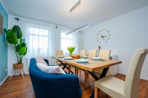 Quedlinburg Apartment | Ferienwohnung Stadtblick - Modernes Wohnen auf 2 Etagen