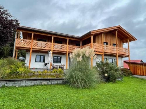 Sinzing Apartment | Ferienwohnung Waldblick