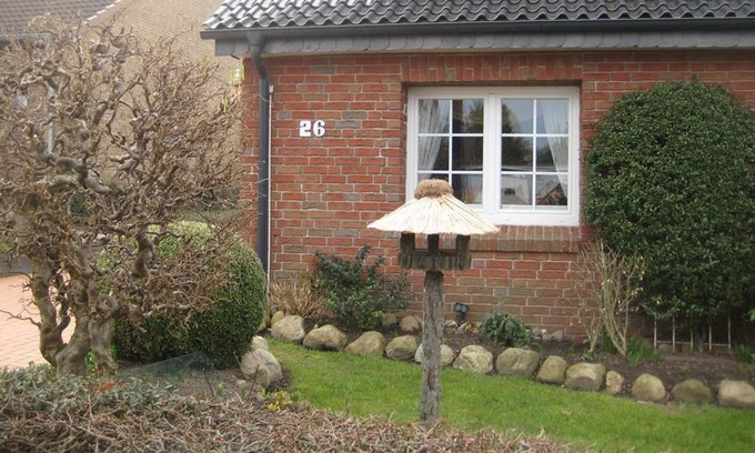 Neumuhlen-Dietrichsdorf Apartment | Ferienzimmer Kemmet - twin room, shared shower or bath