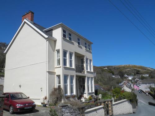 Goodwick Bed & Breakfast | Fern Villa B&B