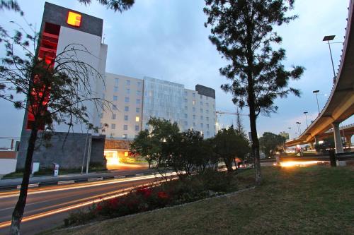 Naucalpan Hotel | Fiesta Inn Express Naucalpan