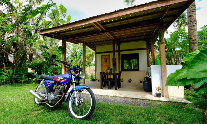 Albay Province Cabin | Filipino style cabin in the nature of Albay, surrounded by green volcano hills
