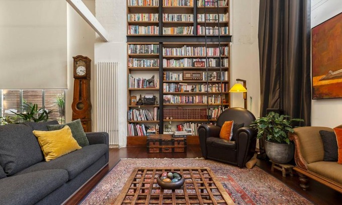 Collingwood Apartment | Find Luxury in an Old-Charm Converted Warehouse