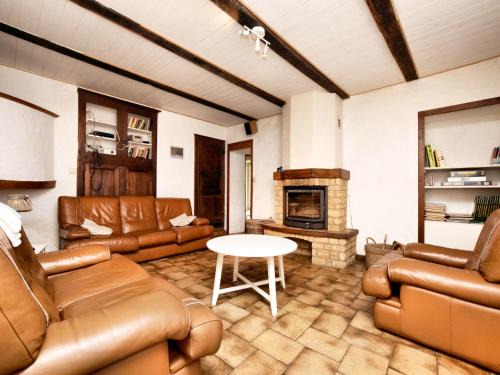 Chiny House | Fine group house with sauna garden