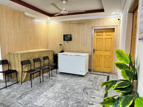 G-9 Sector House | Fine Prime Lodge's