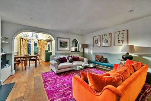 Lewes House | Finest Retreats - 123, High Street