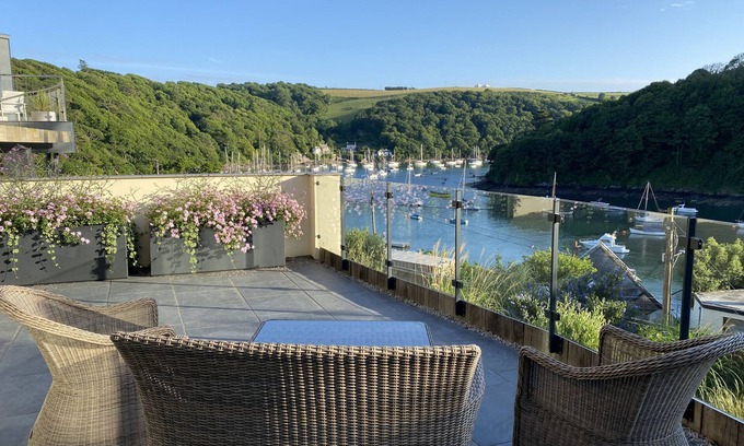 Newton Ferrers Apartment | Finest Retreats - Yealm Wood