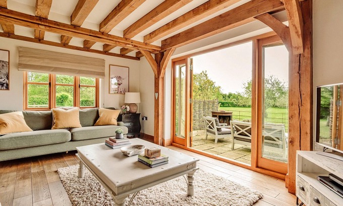 Beckford Cottage | Finest Retreats - Windfall Cottage