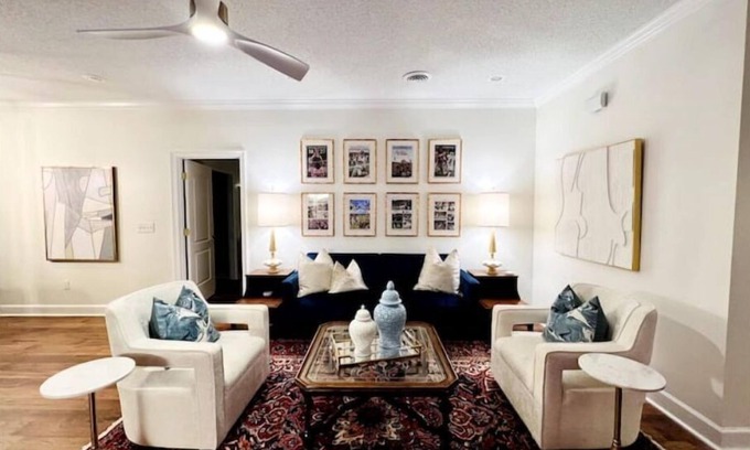 Langston Mile Village House | Fins Up Inn Oxford by Pettigrew Adventures