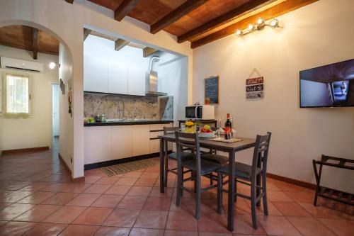 Santissima Annunziata Apartment | Fiorino Apartment - Piazza della Libertà