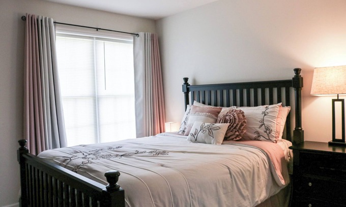 Town of Jerusalem Cottage | Fire Table, Lg Backyard & Deck, 3BDR Cottage, Penn Yan