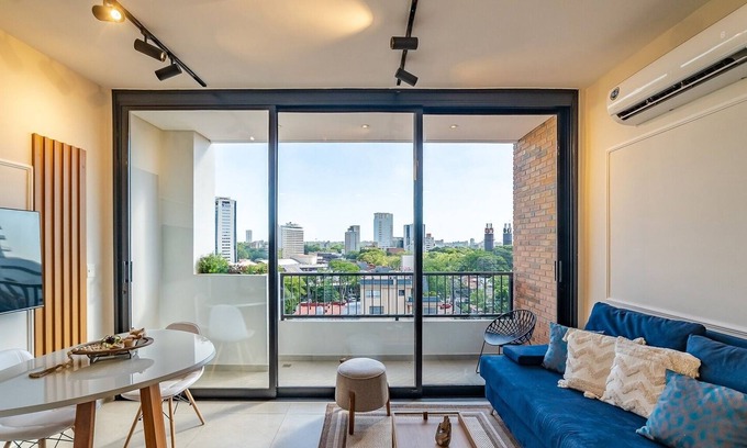 Asuncion Apartment | Firenze, Steps from Shopping del Sol w/deco pro!