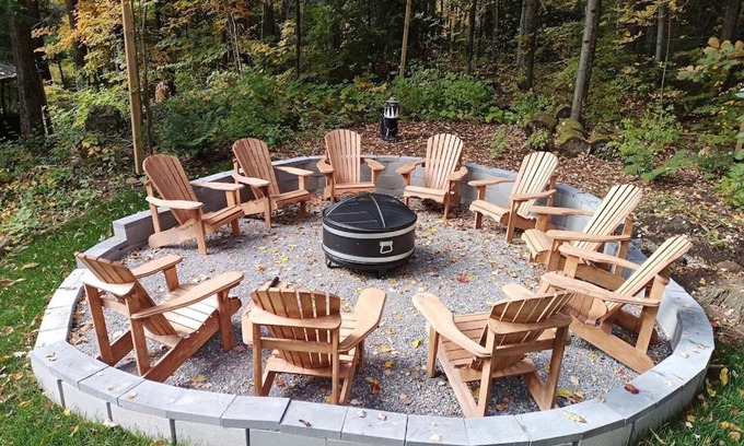 Norland Villa | Fireside - Waterfront Resort Style Executive Cottage