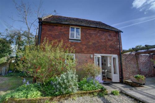 Rolvenden House | Firs Coach House