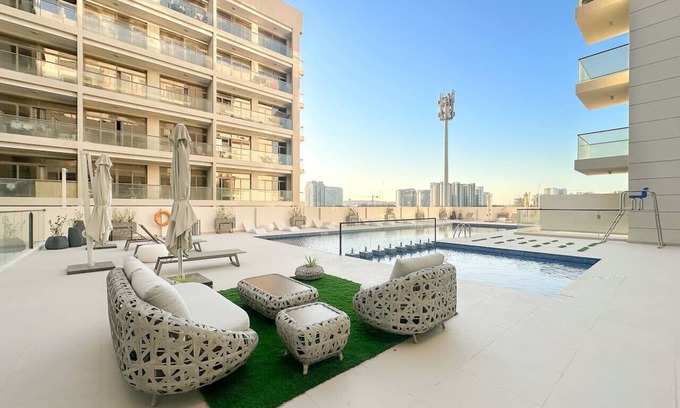Dubai Apartment | FIRST CLASS | 1BR | Stylish Urban Retreat