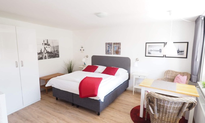 Busum Apartment | Fischerbude 1, centrally but quietly located in the center of Büsum