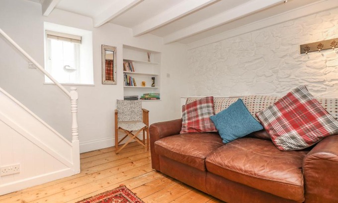 Porthleven House | Fisherman's Cottage, Porthleven