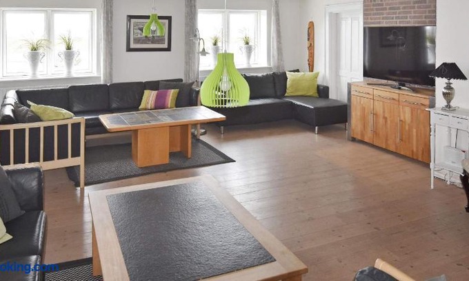 Krik House | Five-Bedroom Holiday home in Vestervig 2