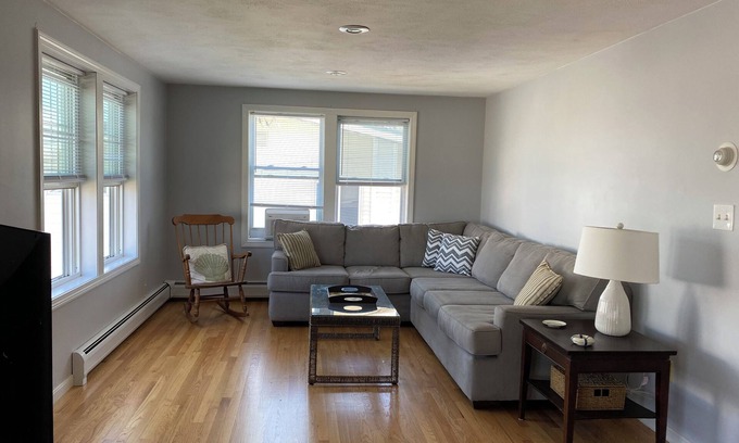 Seabrook House | Five Bedroom Seabrook Beach Home