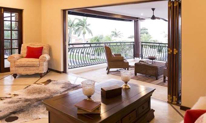 Umhlanga House | Five Burnham Guest House