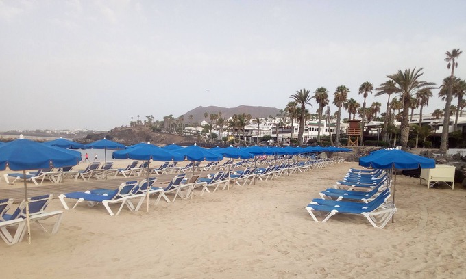 Yaiza House | Flamingo Beach Resort exclusive beach complex