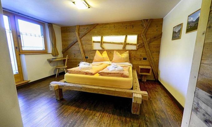 Teola Apartment | Flat Fopel - Baita Cusini with mountain views, wellness area and Wi-Fi