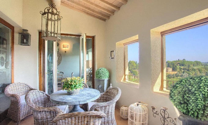 Castelfalfi Apartment | Flat La Loggia