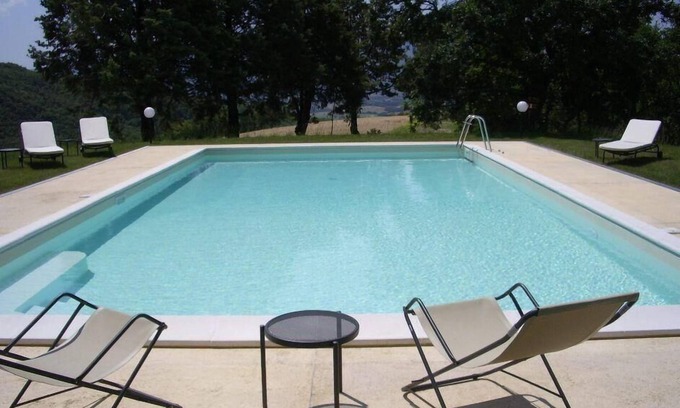 Cagli Apartment | Flat with communal pool