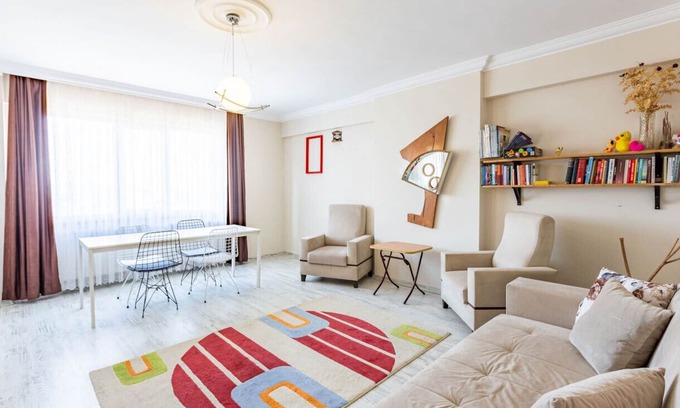 Pendik Apartment | Flat with Shared Pool near Sabiha Gokcen Airport