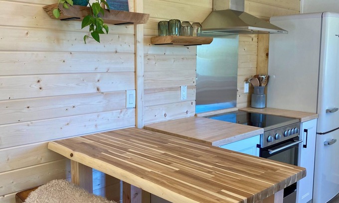 Ucluelet Cabin | Fletchers Cabin