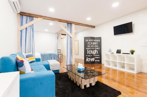 Alfama Apartment | FLH Graça Artistic Studio