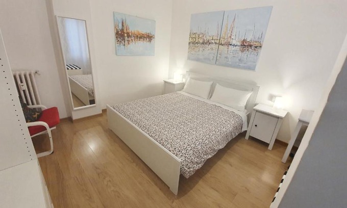 Santa Maria Novella Apartment | Florence Center Train Station