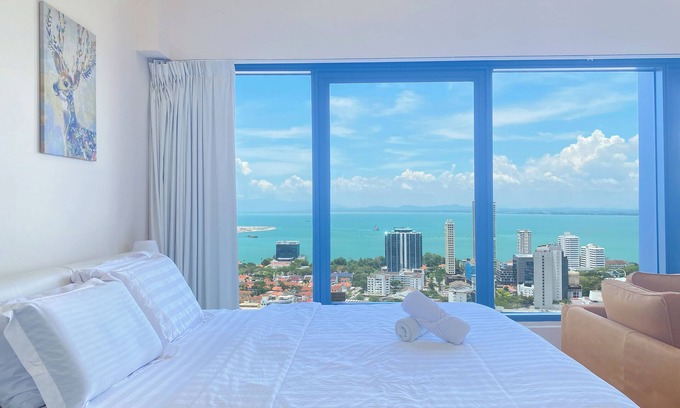 Downtown George Town House | Florence's Studio at 218 Tropicana, Macalister