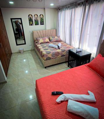 Engativa Bed & Breakfast | Fly N' Stay Bogota