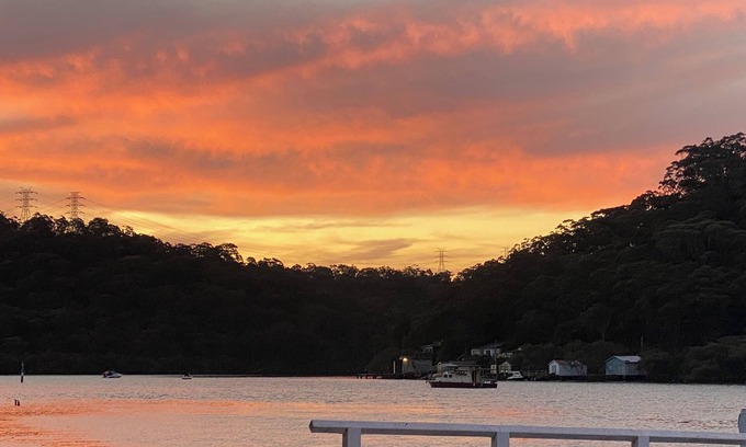 Illawong Apartment | for people looking for peace and a holiday spot close to city and beaches