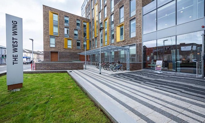 Adamsdown Apartment | For Students Only The West Wing in Cardiff