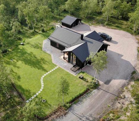 Rustefjelbma Villa | Forest lodge