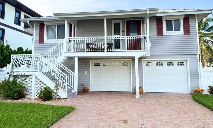 South Island House | Fort Myers Beach 2 Bedroom 2 Bathroom Home