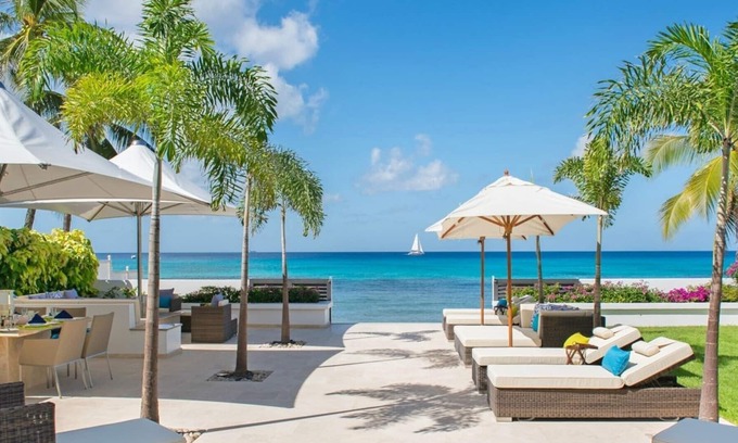 Prospect Villa | Four bedroom beachfront villa situated on the powered sands of Fitts Village in Barbados