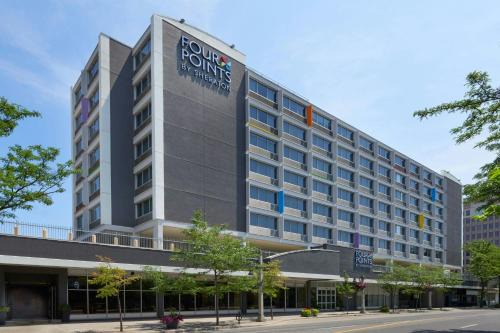 Windsor Hotel | Four Points by Sheraton Windsor Downtown