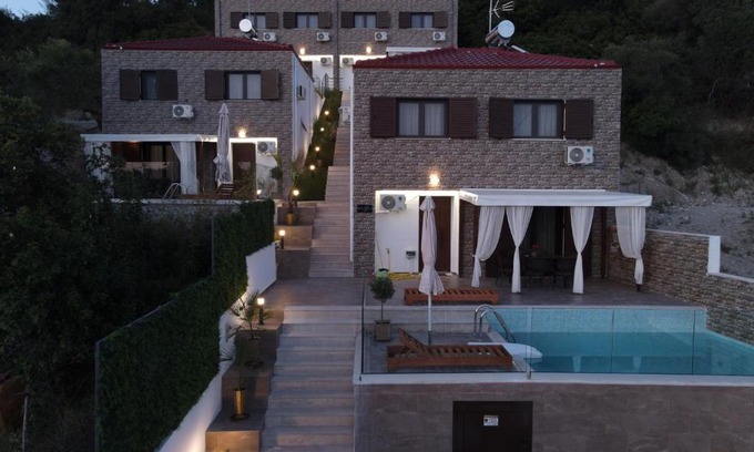 Agia Paraskevi House | Four Princess