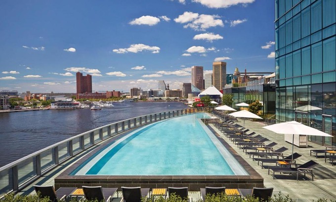 Harbor East Hotel | Four Seasons Baltimore